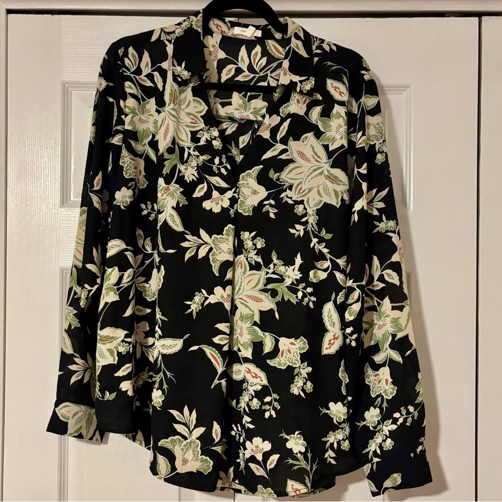 Maurices Black and Cream Floral Button Down Shirt